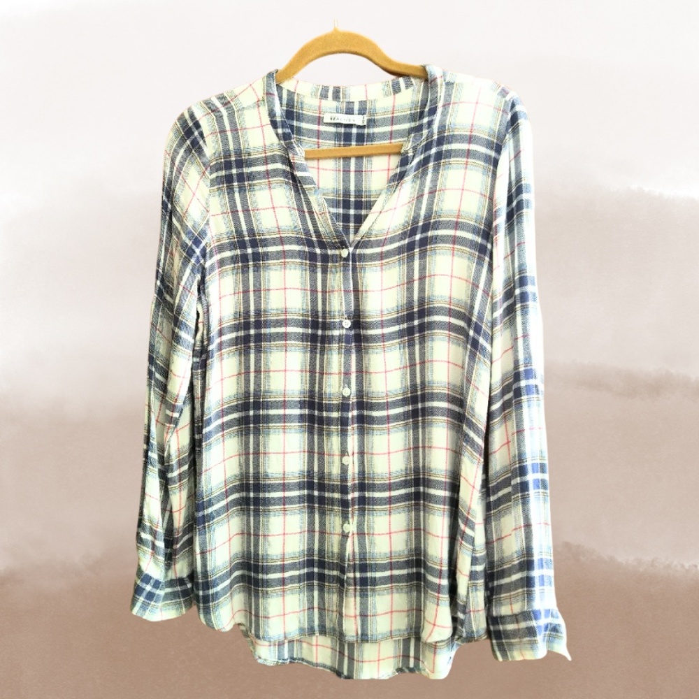Women's Kenneth Cole Button Down